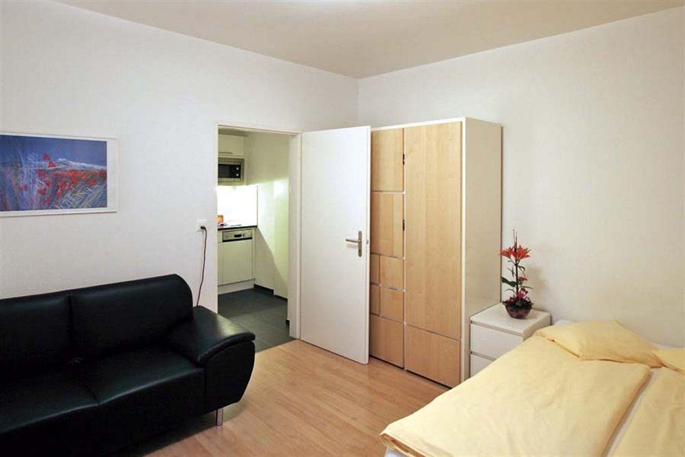 Swiss Star Zurich Sihlfeld - Self Check-In Apartamento Exterior foto